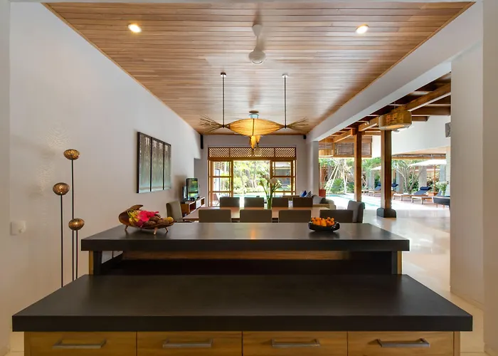 Kinaree Estate Seminyak (Bali)